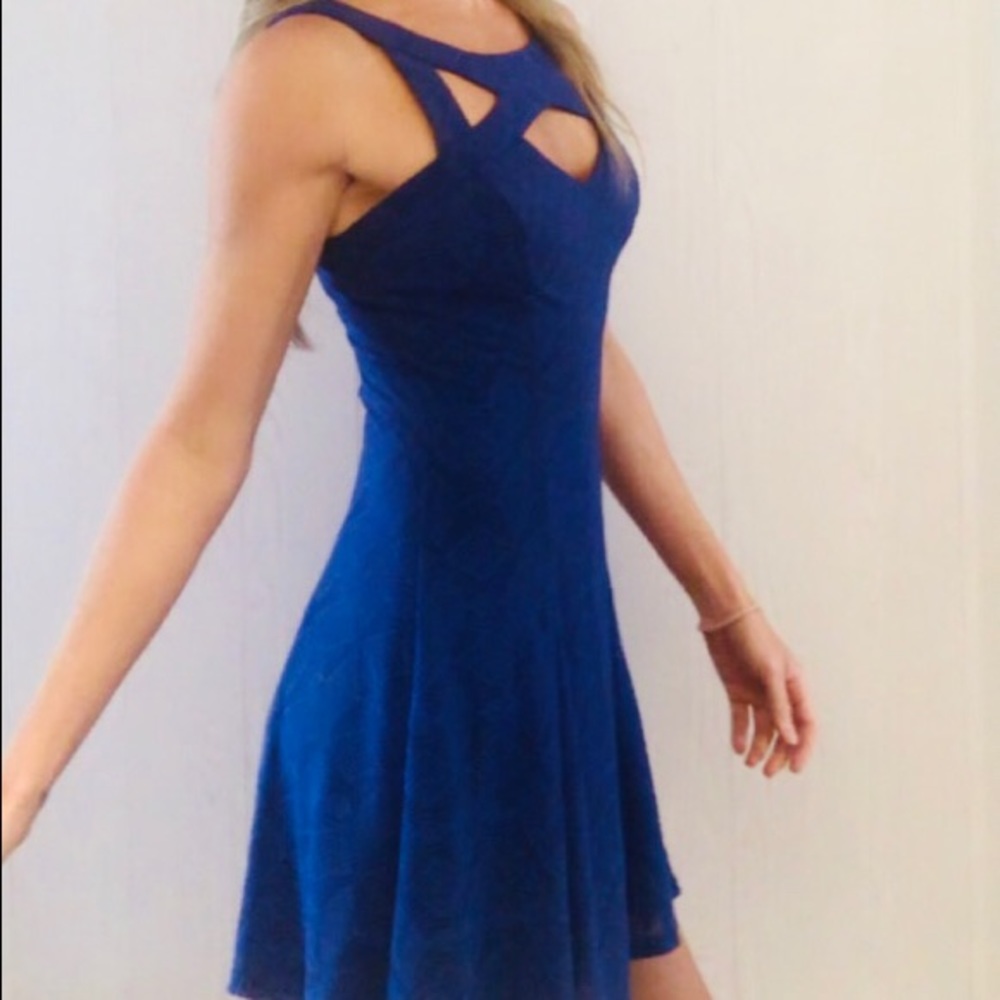 🦩🧞‍♂️ Fun and Flirty Royal blue dress!!!👗
